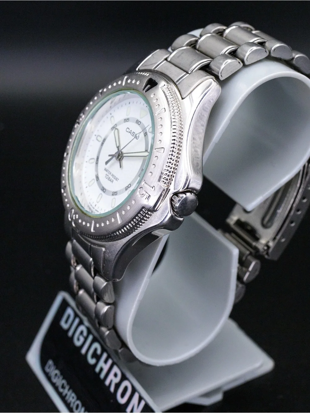 Casio Rare MD-516 Vintage 38mm Date JDM Import Quartz Watch